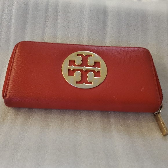 Red Tory Burch Wallet - Picture 9 of 9